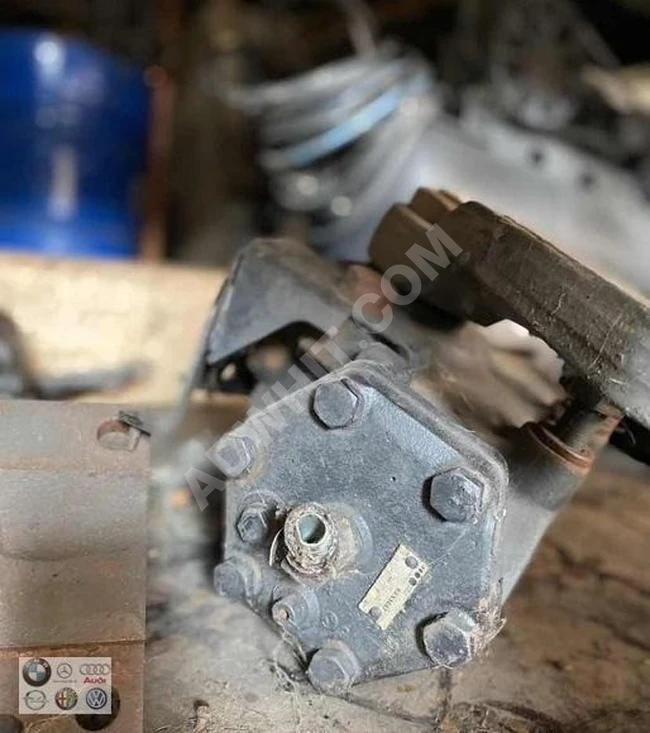 RENAULT PREMIUM steering box (original) used