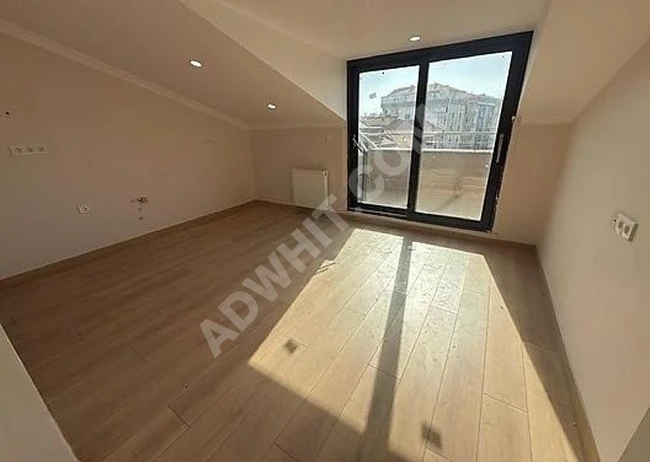 LİDER'den CADDE ÜZERİ SIFIR BİNA ASANSÖRLÜ EMSALSİZ 4+1 DUBLEKS