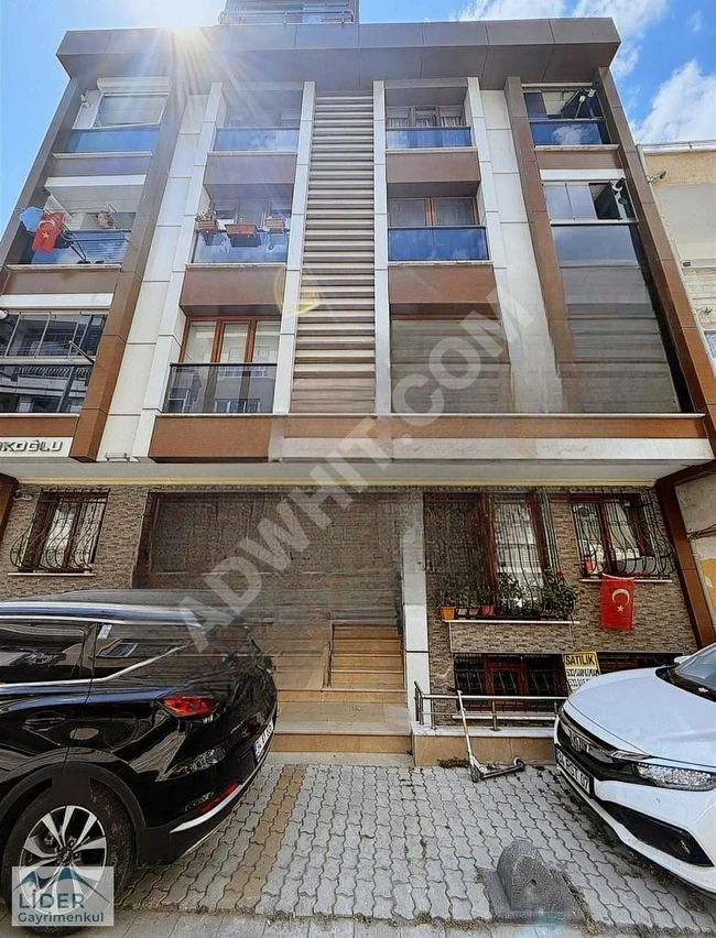 LİDER'den SULTANMURAT MAH. E5'e YAKIN 2+1 SATILIK BAHÇE KATI