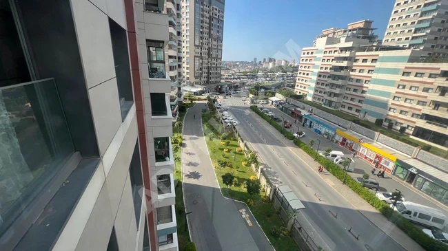 bulvar İstanbul satılık 2+1 büyük tip 