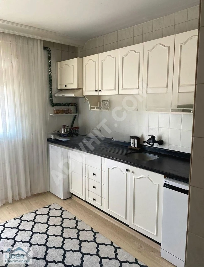 LİDER'den YATIRIMA UYGUN E5 YAKIN KULLANIŞLI 2+1 100m 5KAT DAİRE