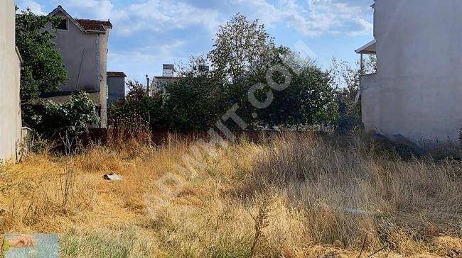 ارض قطعتان متجاورتان بمساحة 336 متر مربع في YENİÇİFTLİK