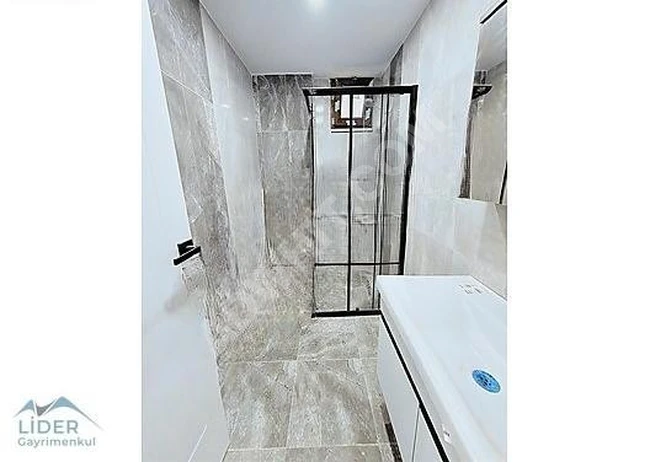 LİDER'den YENİMALLE'de SIFIR ASANSÖRLÜ 1+1 65m² ZEMİN KAT