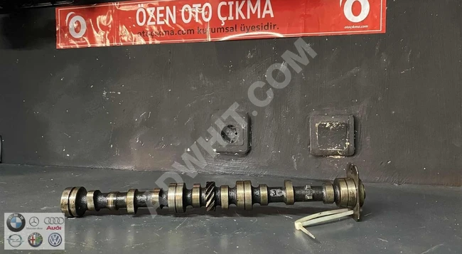 RENAULT 9 BROADWAY Camshaft (Original)