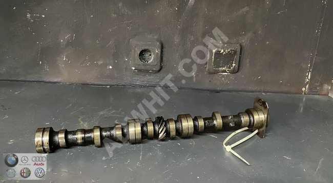 RENAULT 9 BROADWAY Camshaft (Original)