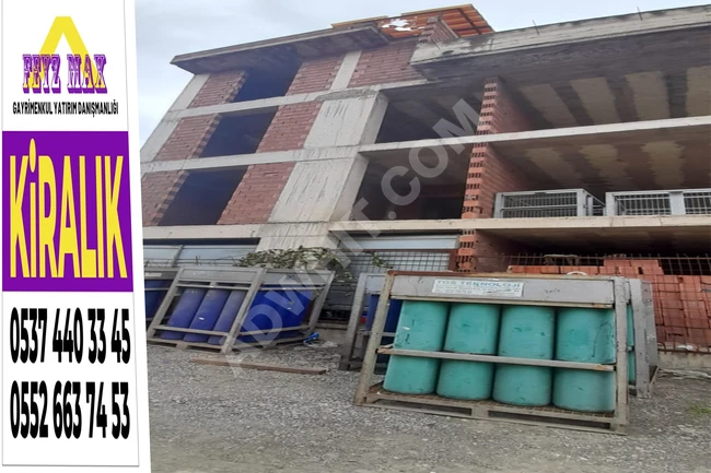 PENDİK SANAYİ İÇİNDE 1300M2 KOPLE KİRALIK BİNA