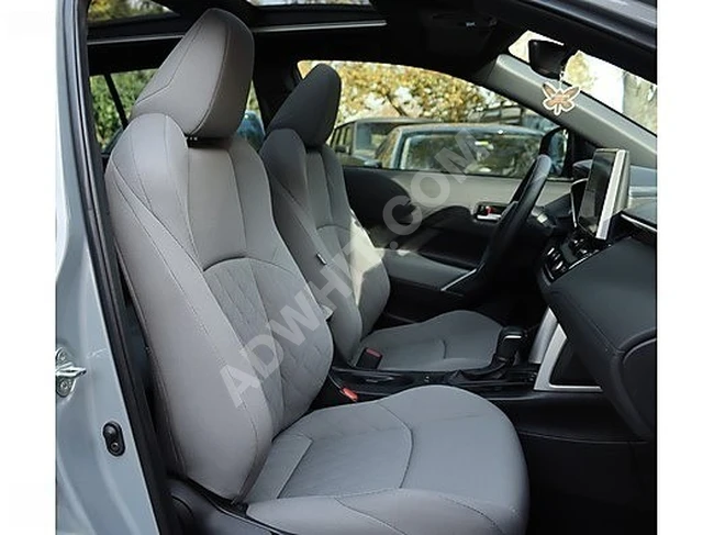 'X-CLUSIVE' 2025 COROLLA CROSS 1.8 HYBRID FLAME X-PACK