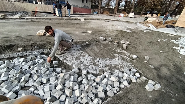 Çevre düzenleme zemin küptaş düşeme doğal taş işçiliği Kocaeli 