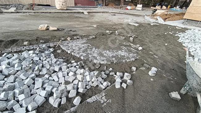 Çevre düzenleme zemin küptaş düşeme doğal taş işçiliği Kocaeli 