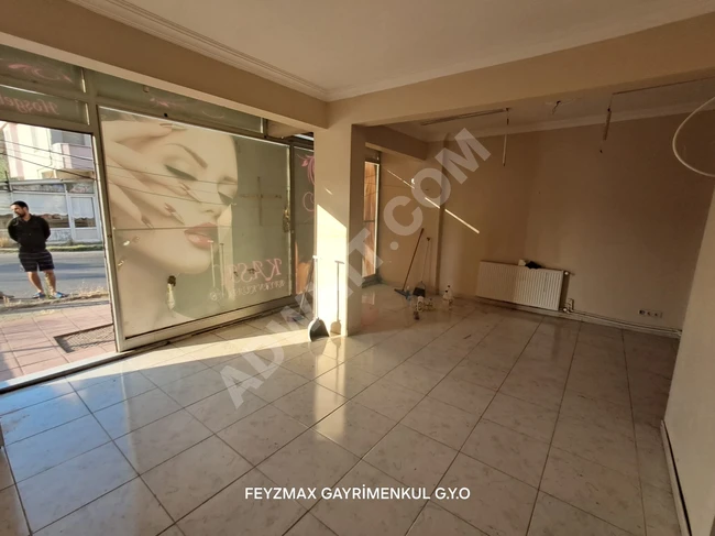 İSTANBUL TUZLA AYDINLIDA SATILIK DÜKKAN