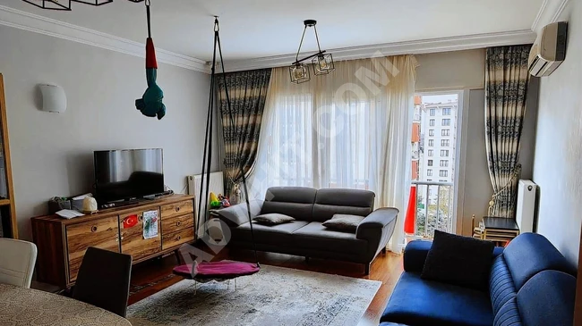 MİSSTANBULDA EVLERİNDE SATILIK 2+1 DAİRE