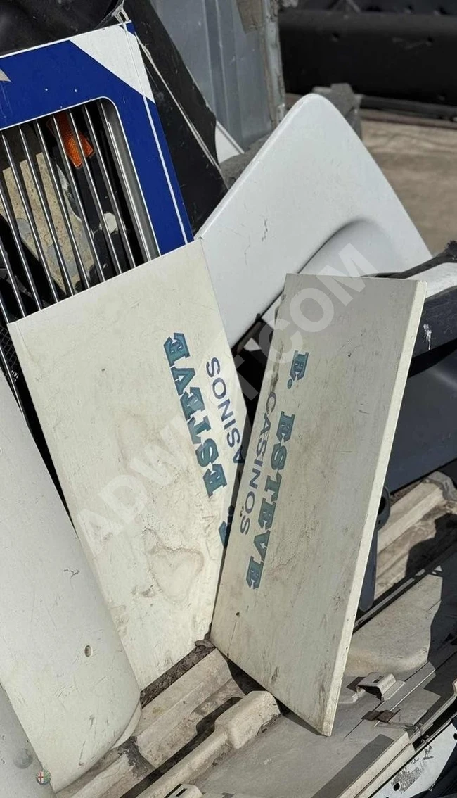 Used original DAF XF side locker doors