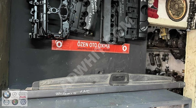 JEEP Grand Cherokee luggage compartment curtain (original) used