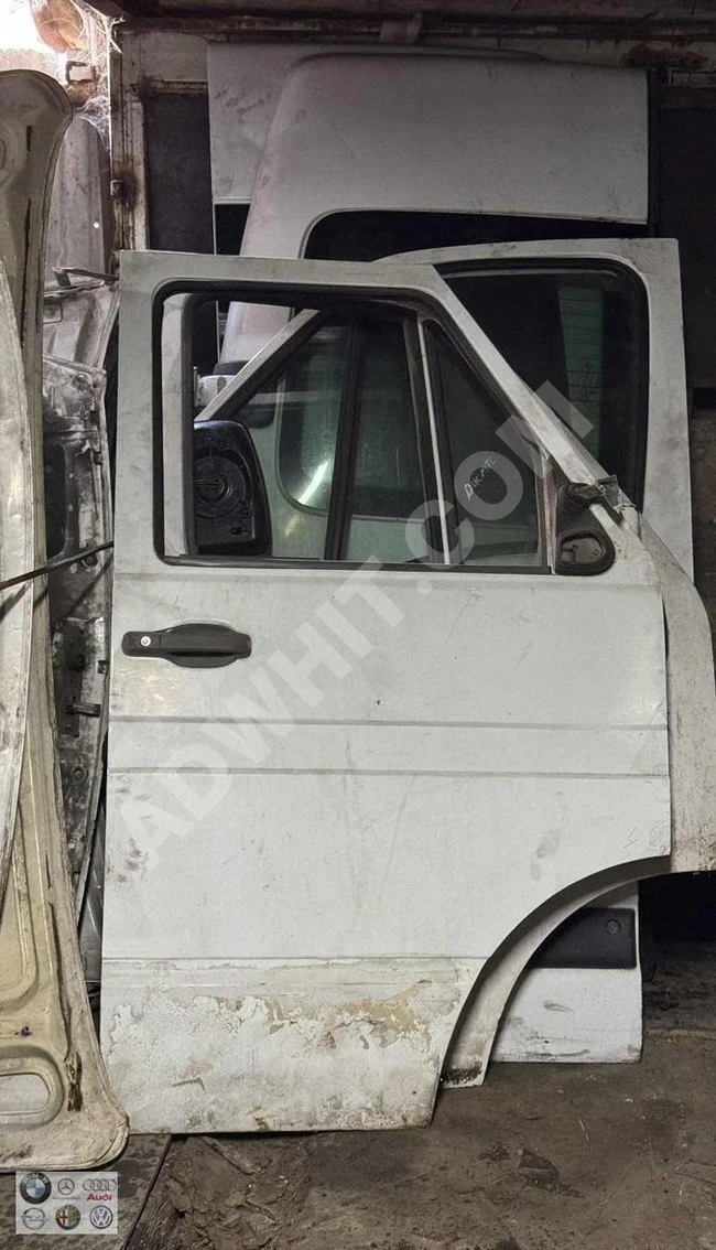 IVECO 35C10 right front door (original) used