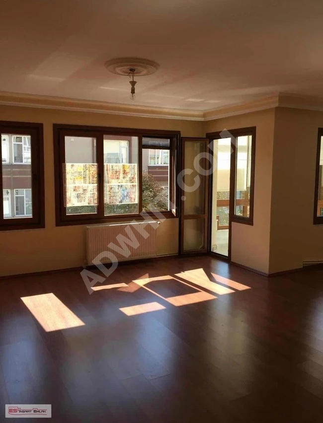 ES EMLAKTAN BAHÇELİEVLER ÇALIŞLAR CAD.YAKIN 3+1 ARA KAT DAİRE