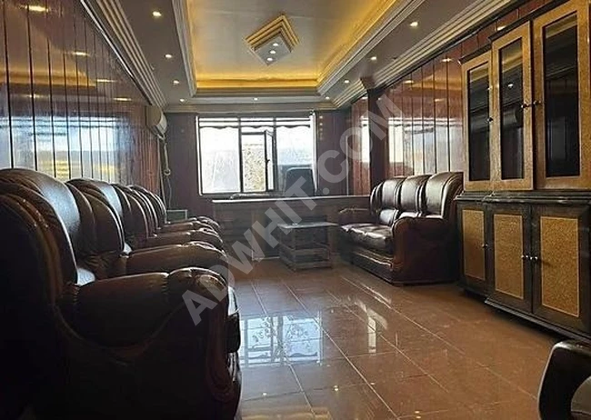 SEFAKÖYDE ANA CADDEYE CEPHE EŞYALI 30m2 BÜRO OFİS