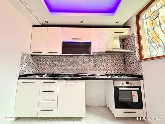 YEŞİLOVA’DA SATILIK EMSALSİZ ZEMİN KAT 3+1 130m2 ÇİFT CEPHELİ MASRAFSIZ KREDİLİ METROBÜS DİBİ