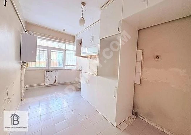 YEŞİLOVA'DA KİRALIK 2+1 90m2 Y.GİRİŞ KÖŞECEPHE METROBÜS DİBİ