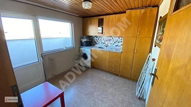 SEFAKÖY’DE KİRALIK EŞYALI DUBLEX 5+2 220m2 METROBÜS DİBİ GENİŞ TERASLI MASRAFSIZ