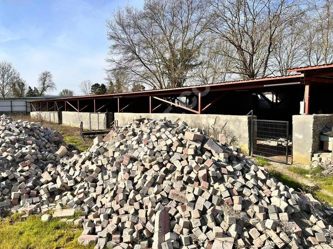 BEYKOZ İSHAKLIDA KİRALIK DEPO 2600m2