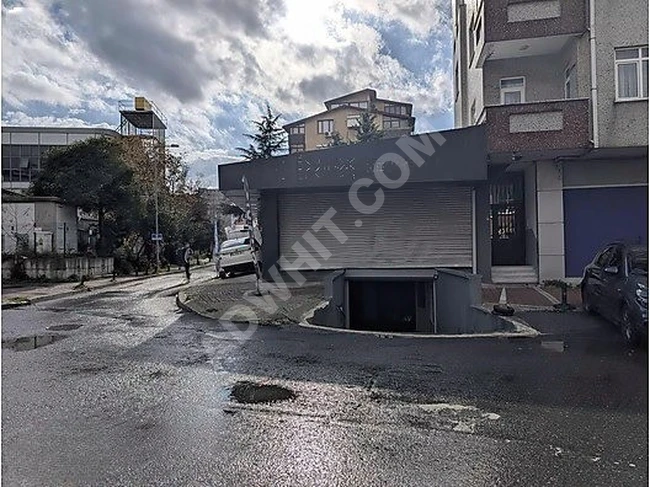 KAVACIK MERKEZ 'DE CADDE ÜZERİNDE DÜZ GİRİŞ 230M2 DÜKKAN DEPO