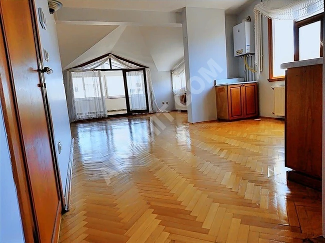 KAVACIK MERKEZDE ANACADDE ÜZERİNDE SATILIK DAİRE DENİZ MANZARALI