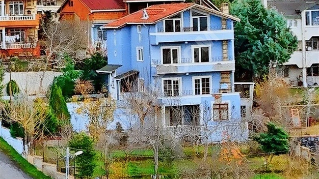 ÇAVUŞBAŞI YAVUZSELİM'DE 1000 m2 ARSA İÇERİSİNDE 3 KATLI MÜSTAKİL