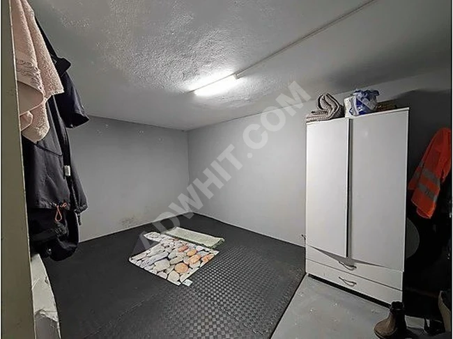 KAVACIK MERKEZ 'DE CADDE ÜZERİNDE DÜZ GİRİŞ 230M2 DÜKKAN DEPO