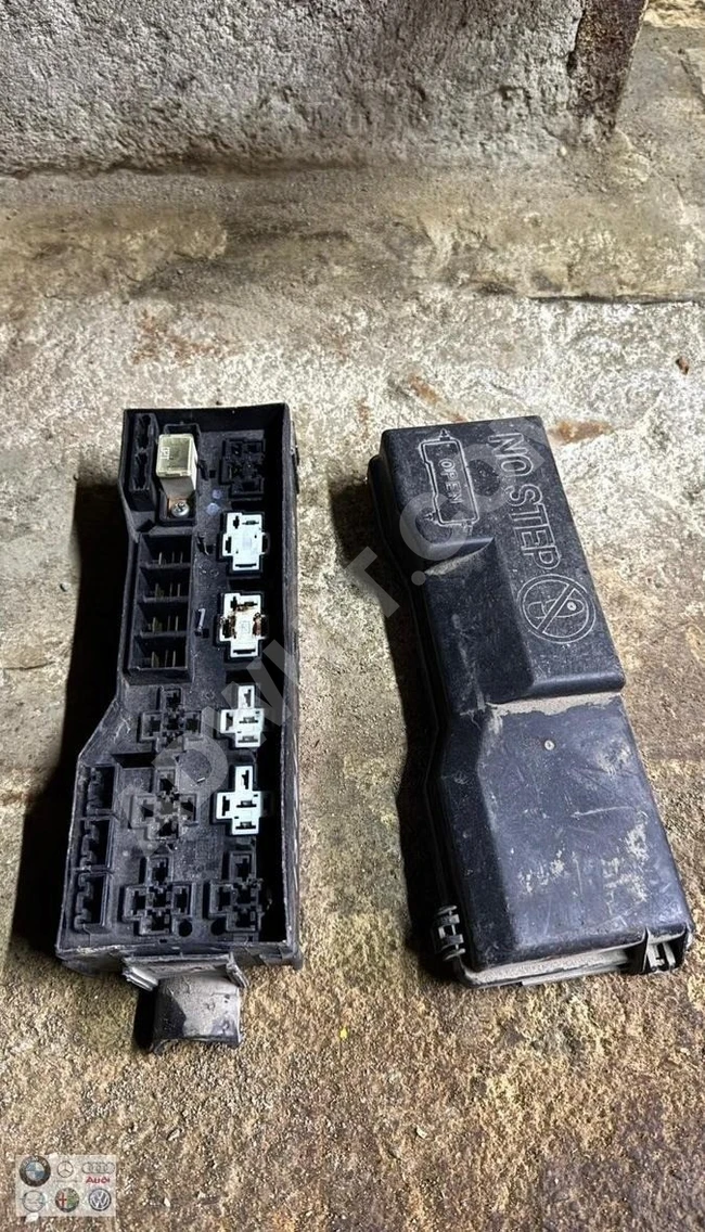 ISUZU NPR/NLR SİGORTA KUTUSU (ORJİNAL) ÇIKMA - ÖZEN OTOMOTİV