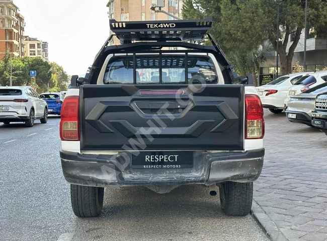 RESPECT MOTORS 2015 TOYOTA HILUX ACTIVE 2.4 4X2 ROLLBAR OTOFAR