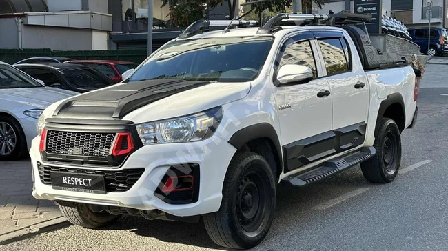 RESPECT MOTORS 2015 TOYOTA HILUX ACTIVE 2.4 4X2 ROLLBAR OTOFAR