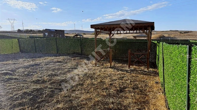 AR-KON DAN RESMİ YOLA CEPHELİ ETRAFI ÇEVRİLİ KAMELYALI EMSALSİZ