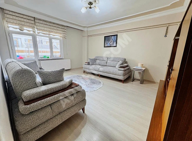 ÇEVREM YEŞİLOVA'DA METROBÜSE ÇOK YAKIN MASRAFSIZ 3+1 120m² DAİRE