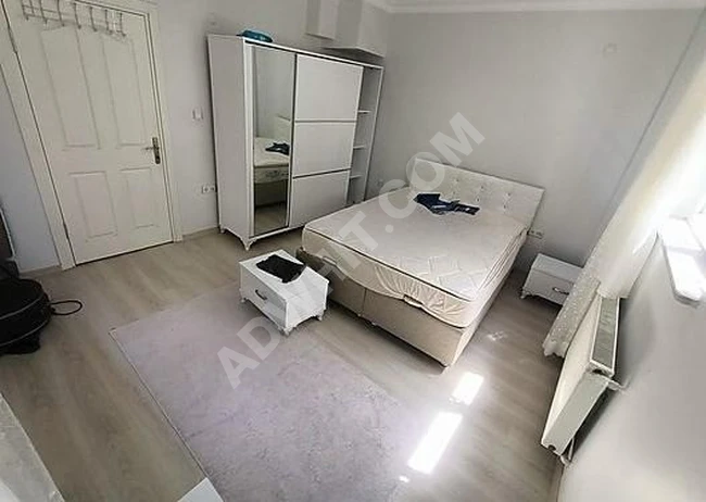 **YEŞİLOVA'DA METROBÜSE YAKIN 1+1 EŞYALI BAHÇE KATI**