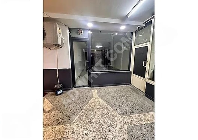 İŞ HANI İÇERİSİNDE HARİKA KONUMDA MASRAFSIZ 30m² KİRALIK İŞ YERİ