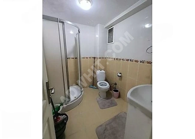 **YEŞİLOVA'DA METROBÜSE YAKIN 1+1 EŞYALI BAHÇE KATI**