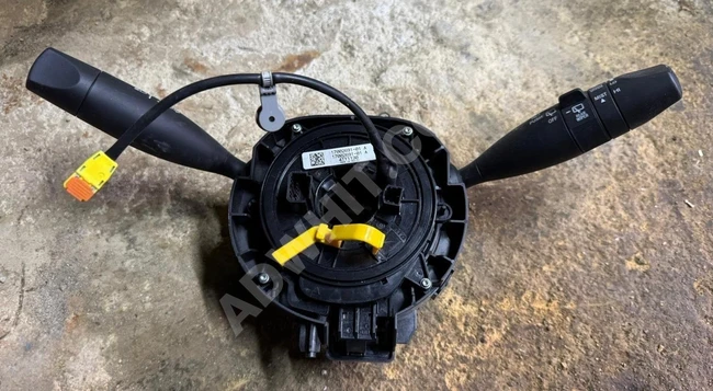 JEEP CHEROKEE turn signal lever with new steering angle sensor 17002691