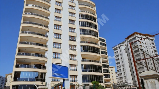 MARAŞ EMLAKTAN SİTE İÇERİSİNDE YÜKSEK GİRİŞ KAT 4+1 DAİRE