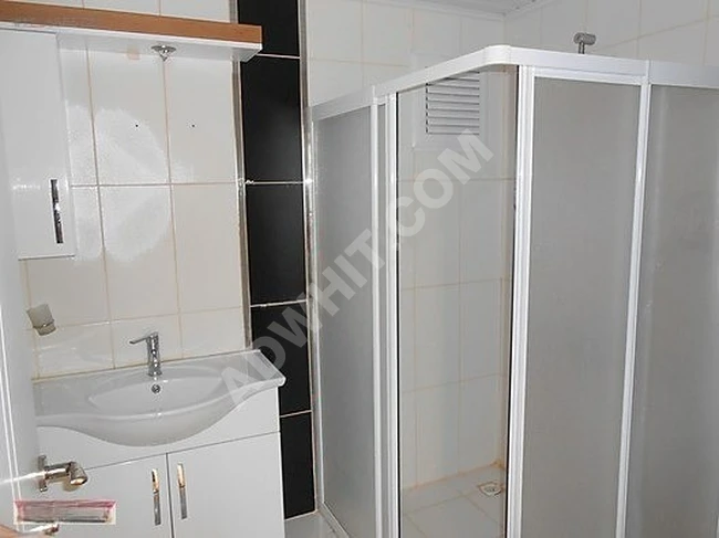 MARAŞ EMLAKTAN SİTE İÇERİSİNDE YÜKSEK GİRİŞ KAT 4+1 DAİRE