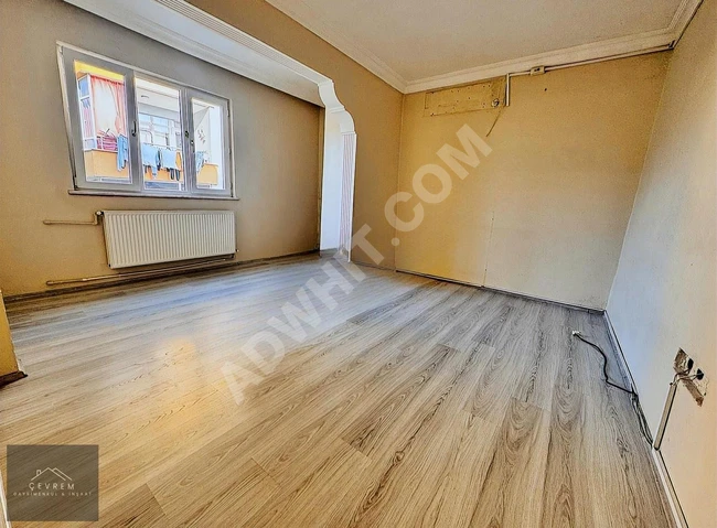 YEŞİLOVA'DA METROBÜSE ÇOK YAKIN MASRAFSIZ 2+1 90m² ARAKAT