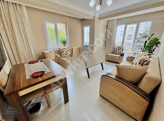 GÜLTEPE'DE METROBÜSE YAKIN HARİKA KONUMDA EŞYALI 2+1 85m ARA KAT