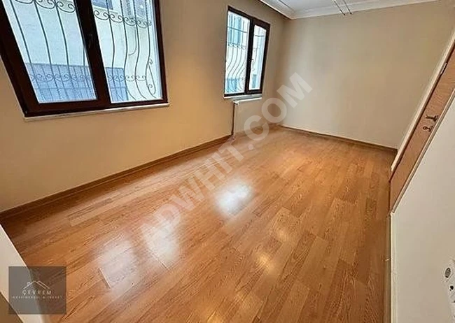 *ÇEVREM* YEŞİLOVA'DA METROBÜSE ÇOK YAKIN 1+1 65m Y.GİRİŞ DAİRE