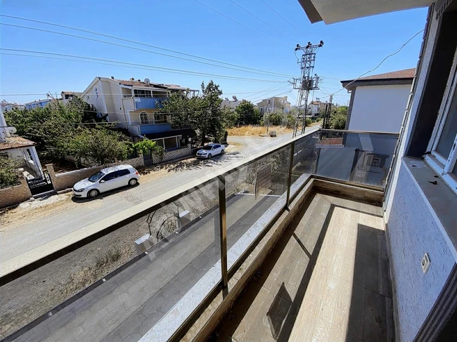 YENİÇİFTLİKTE MERKEZİ KONUM GENİŞ BAHÇELİ İMAR YOLA CEPHE VİLLA