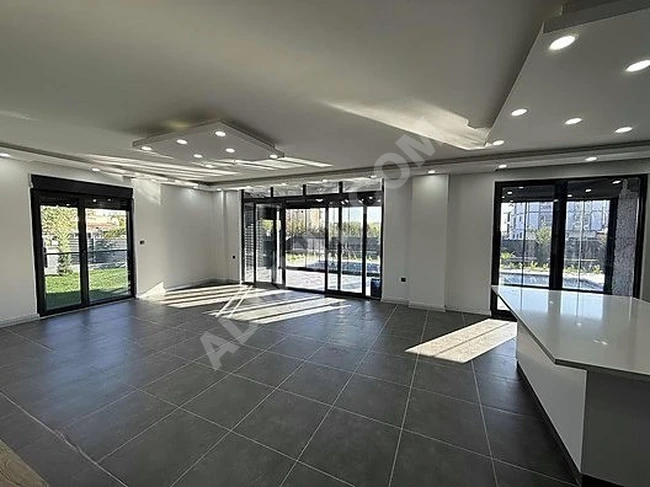LÜKS VE KONFOR BİR ARADA MÜKEMMEL MANZARASI İLE 650 m2 MALİKANE