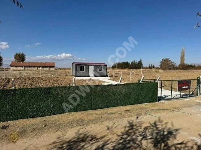 FİYAT DÜŞTÜ . Acilll. GALERİCİLER SİTESİ ARKASINDA SATILIK 504 M2 İÇİNDE KONTEYNER VAR TELİ ÇEKİLİ