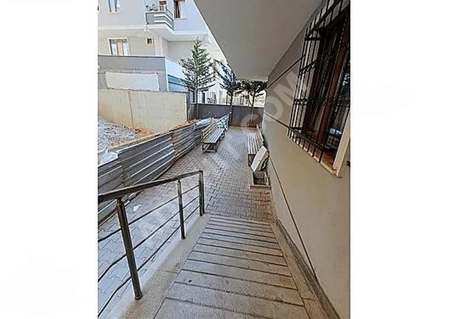 EŞREF BİTLİS CADDESİNE PARALEL DUMANKAYA TRENDE KOMŞU 2+1