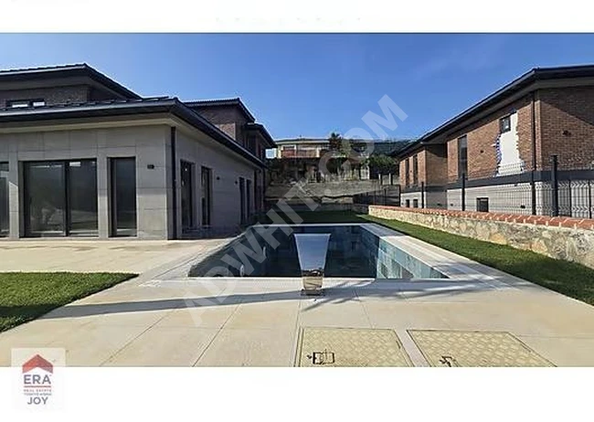 فيلا دوبلكس 6+1 بموقع رائع للبيع في TEPEÖREN DORUKPARK