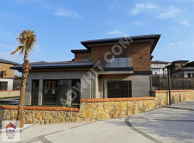 فيلا دوبلكس للبيع في TEPEÖREN DORUKPARK VİLLALARI