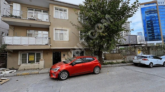 ACİL SATILIK MALTEPE PİAZZAYA KOMŞU 2+1 DAİRE
