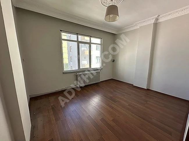 MALTEPE BAĞLARBAŞI MAH E5 ALTINDA 3+1 FIRSAT DAİRE!
